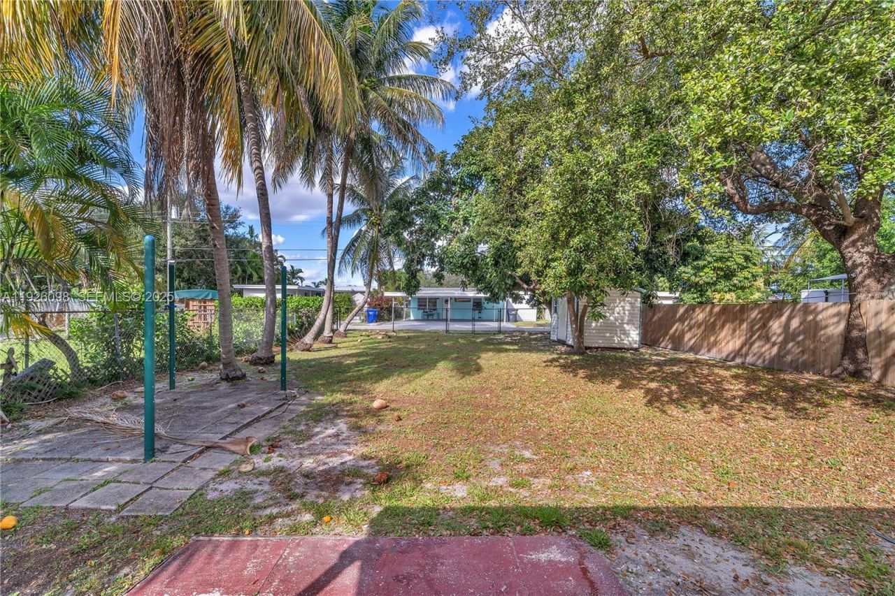 2431 Coolidge St, Hollywood, FL 33020 Photo