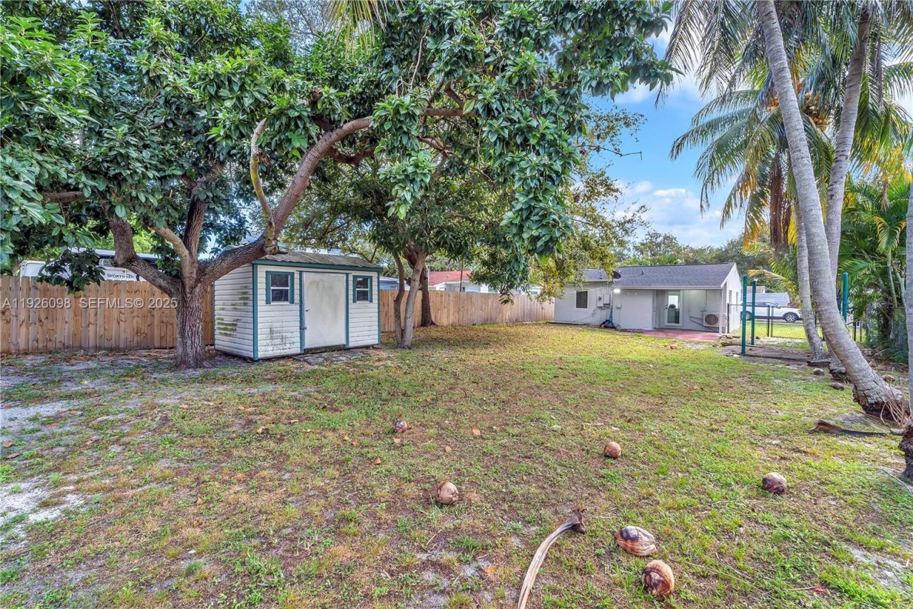 2431 Coolidge St, Hollywood, FL 33020 Photo