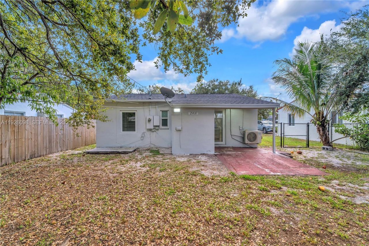 2431 Coolidge St, Hollywood, FL 33020 Photo