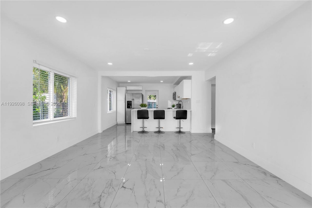 2431 Coolidge St, Hollywood, FL 33020 Photo