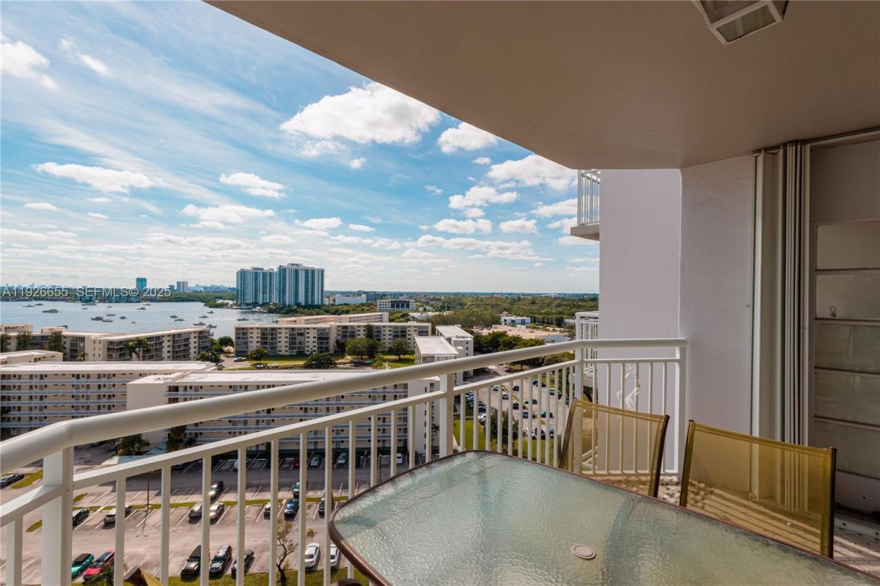18011 Biscayne Blvd, Unit 1501, Aventura, FL 33160 Photo
