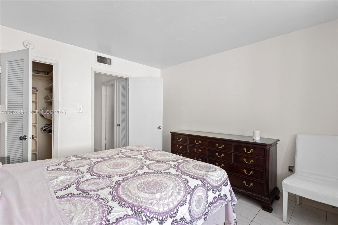 18011 Biscayne Blvd, Unit 1501, Aventura, FL 33160 Photo