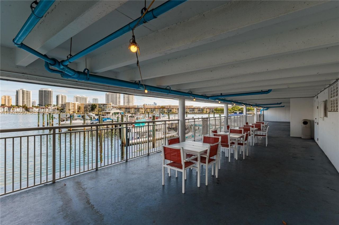 18011 Biscayne Blvd, Unit 1501, Aventura, FL 33160 Photo