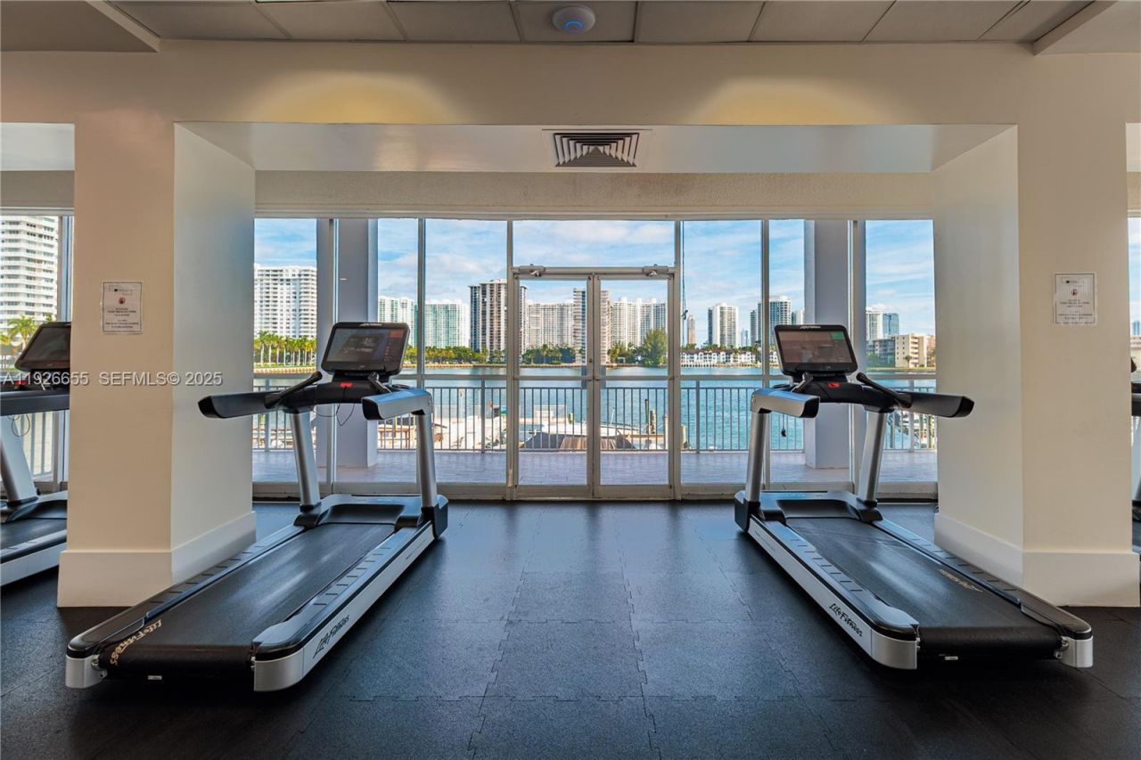 18011 Biscayne Blvd, Unit 1501, Aventura, FL 33160 Photo