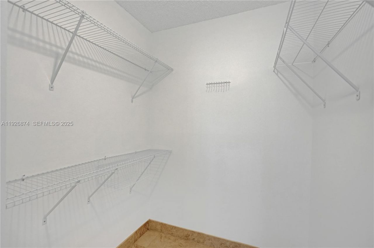 15801 W Waterside Cir, Unit 101, Sunrise, FL 33326 Photo