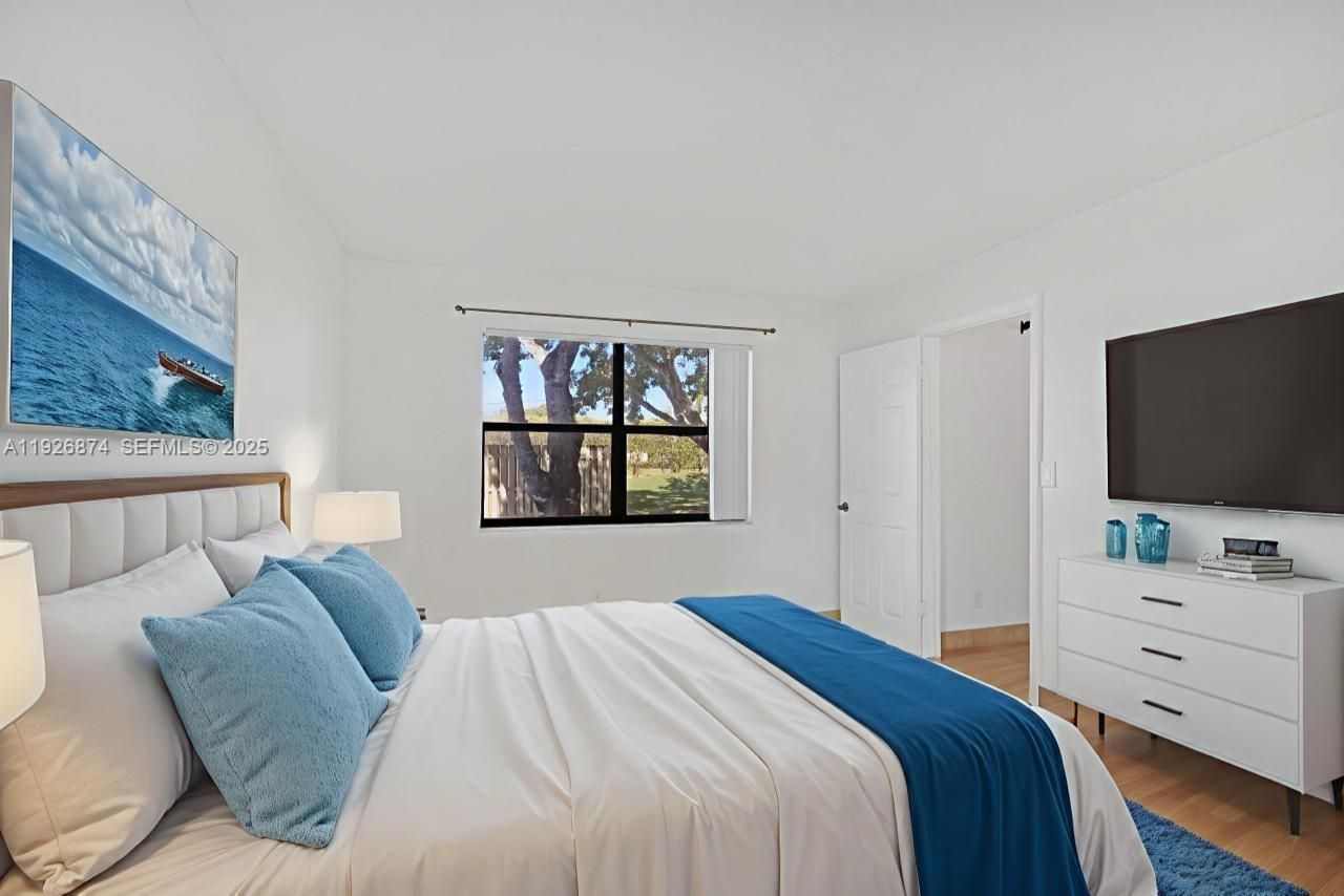 15801 W Waterside Cir, Unit 101, Sunrise, FL 33326 Photo