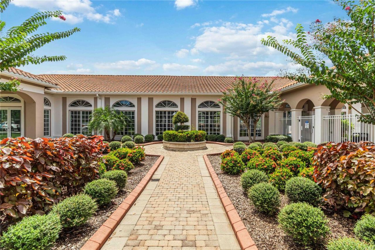 4218 64th Drive E, Sarasota, FL 34243 Photo