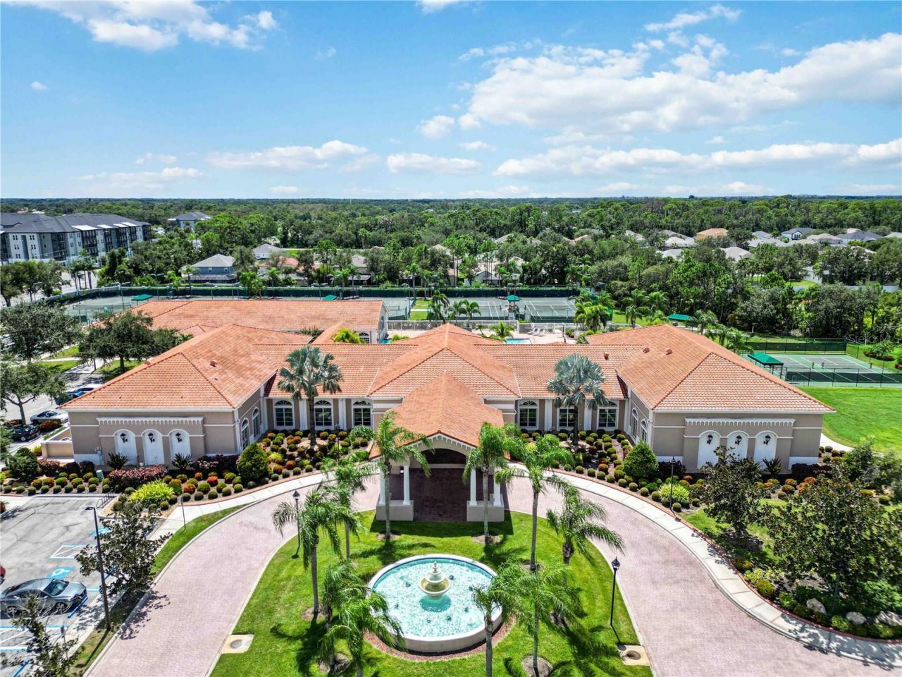 4218 64th Drive E, Sarasota, FL 34243 Photo