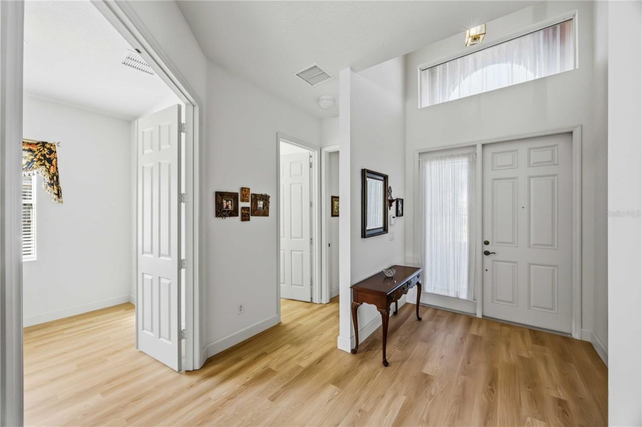 4218 64th Drive E, Sarasota, FL 34243 Photo