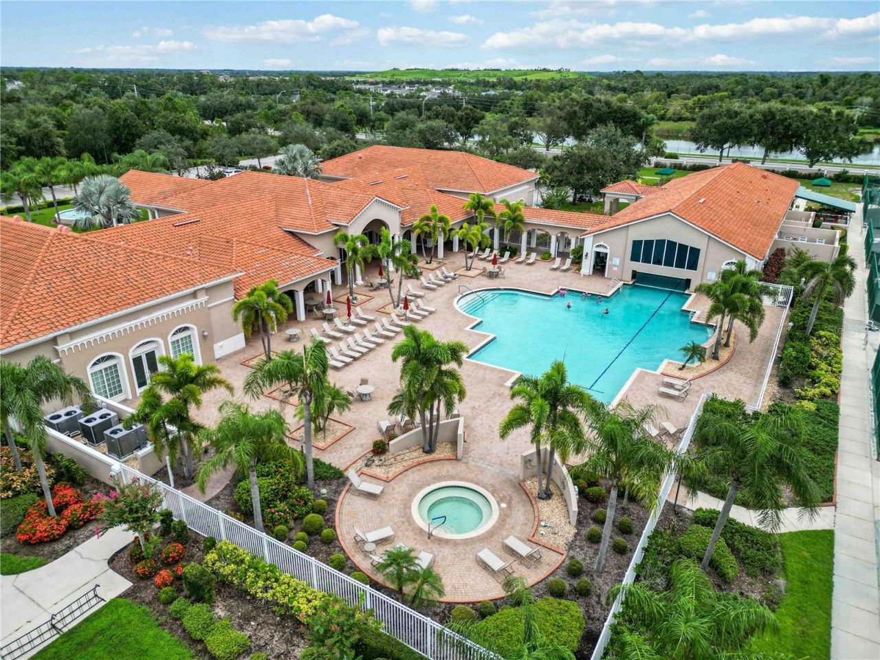 4218 64th Drive E, Sarasota, FL 34243 Photo