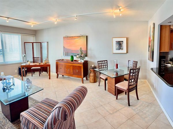 3233 NE 34th Street, Unit 914, Fort Lauderdale, FL 33308