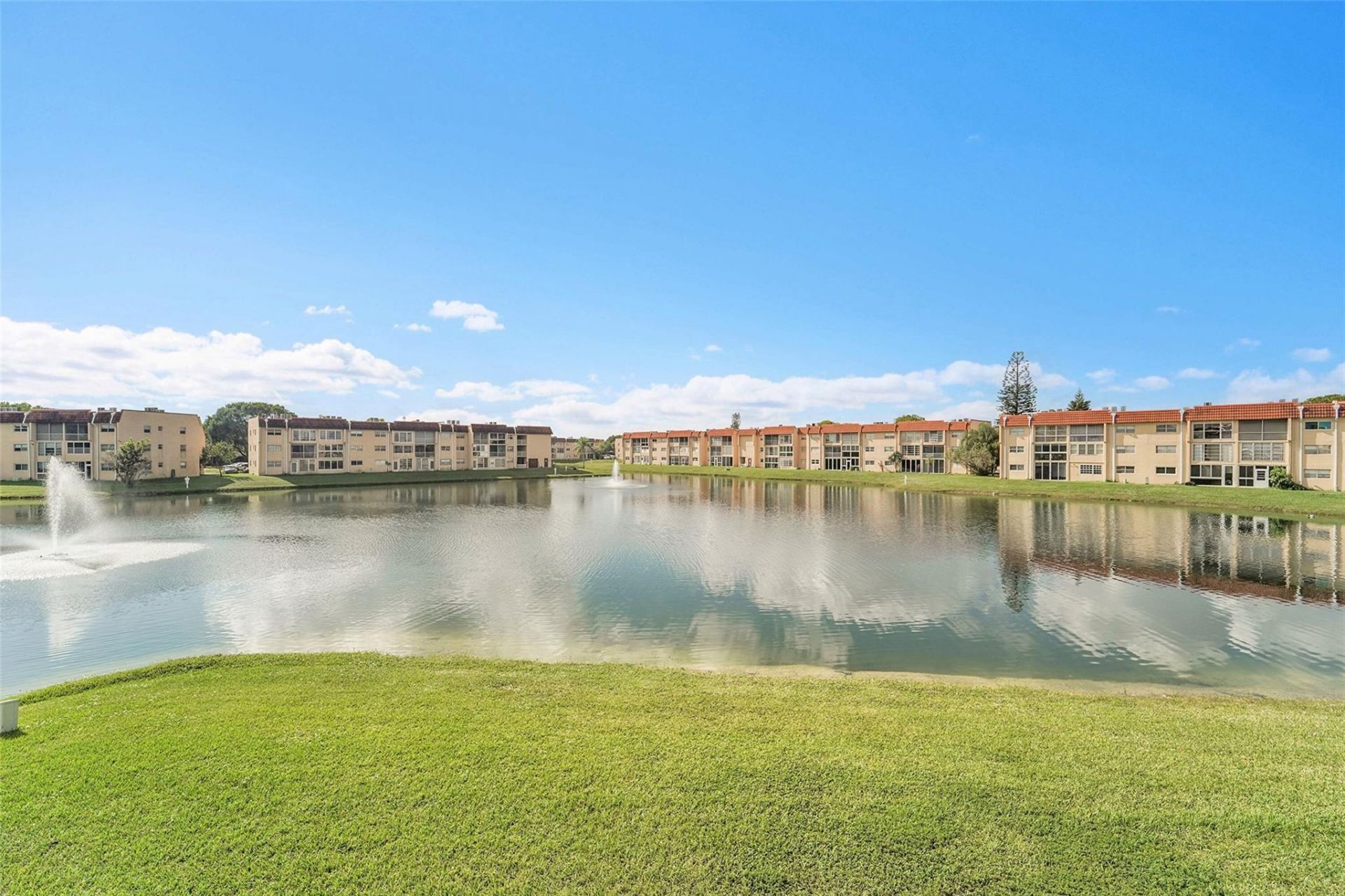 8880 Sunrise Lakes Boulevard, Unit 209, Sunrise, FL 33322 Photo