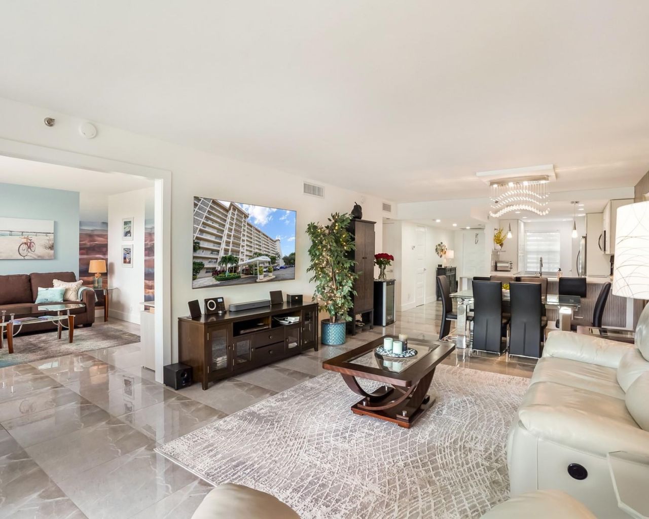 3510 Oaks Way, Unit 306, Pompano Beach, FL 33069 Photo