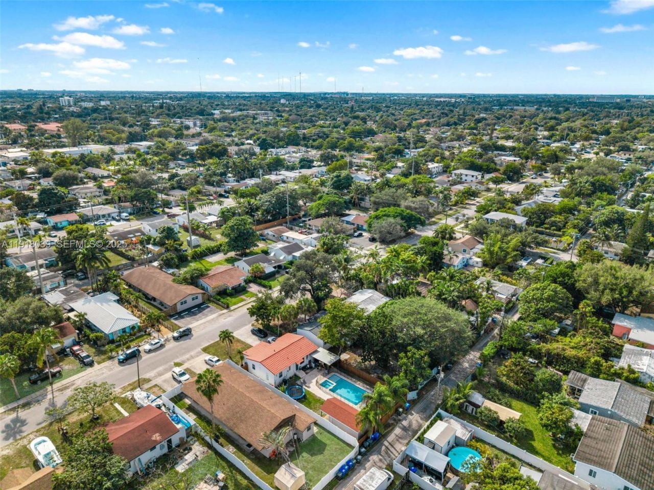 2215 Cleveland St, Hollywood, FL 33020 Photo