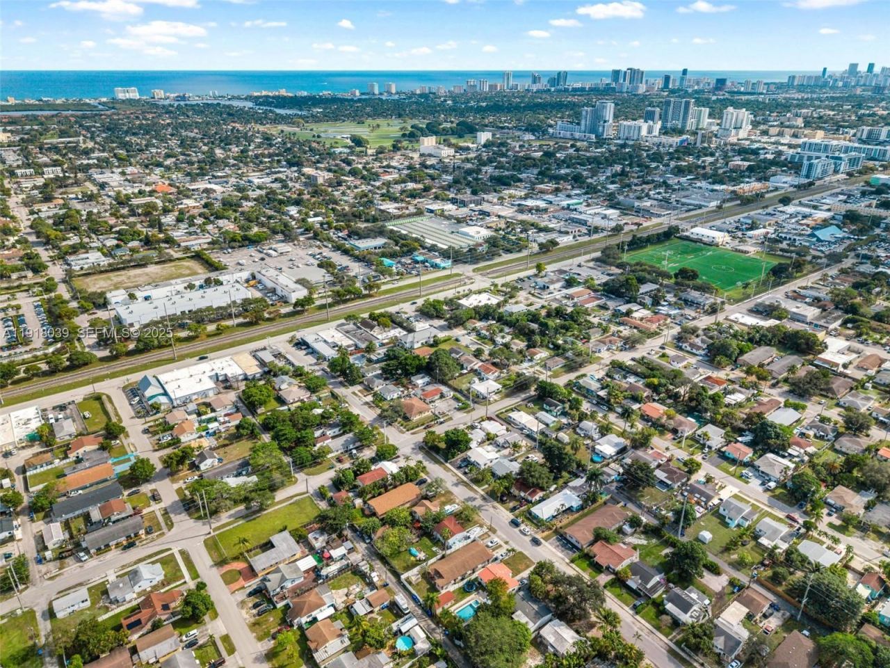 2215 Cleveland St, Hollywood, FL 33020 Photo