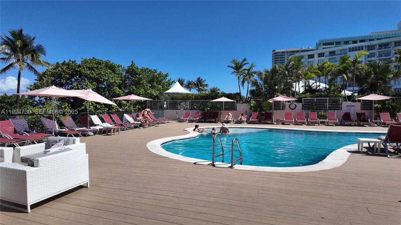 5225 Collins Ave, Unit 1204, Miami Beach, FL 33140 Photo