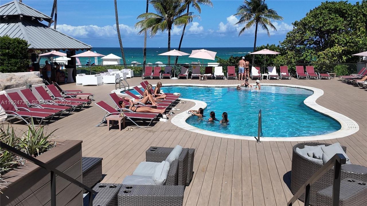 5225 Collins Ave, Unit 1204, Miami Beach, FL 33140 Photo