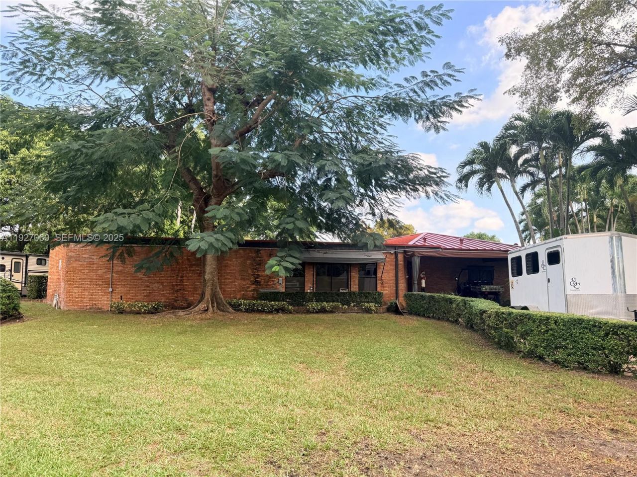 5877 SW 123rd Ave, Unit Main, Miami, FL 33183 Photo