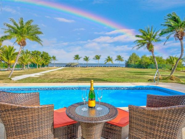 30468 Oleander Blvd, Big Pine, FL 33043