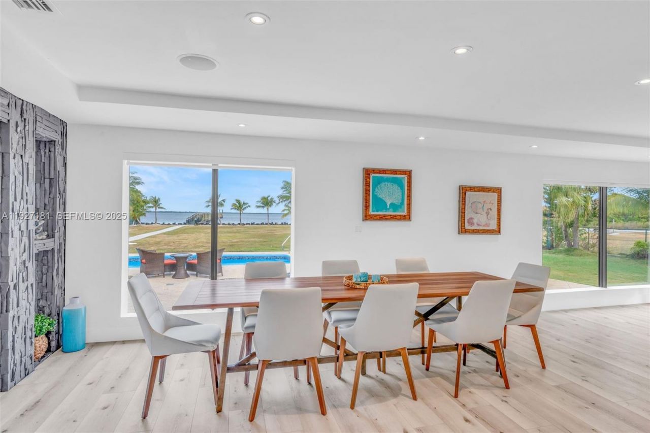 30468 Oleander Blvd, Big Pine Key, FL 33043 Photo