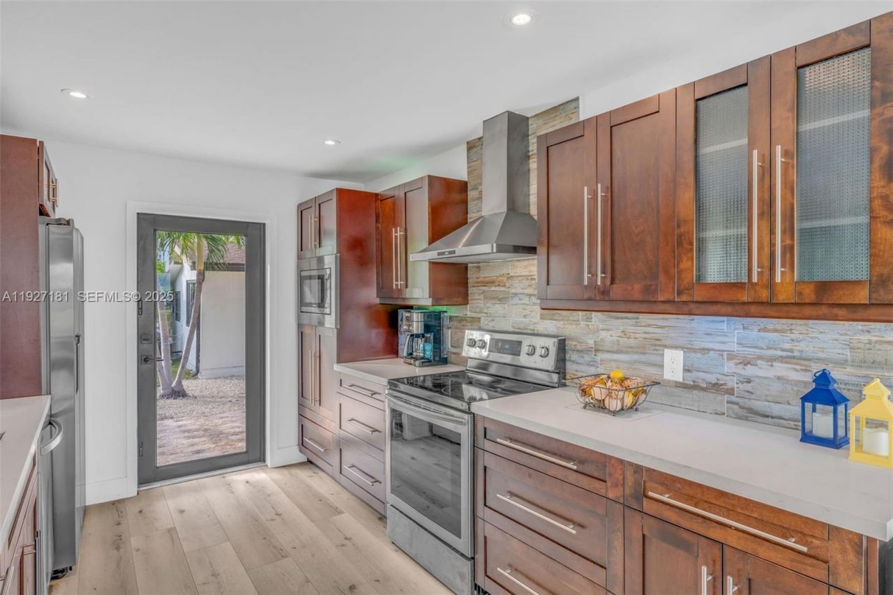 30468 Oleander Blvd, Big Pine Key, FL 33043 Photo