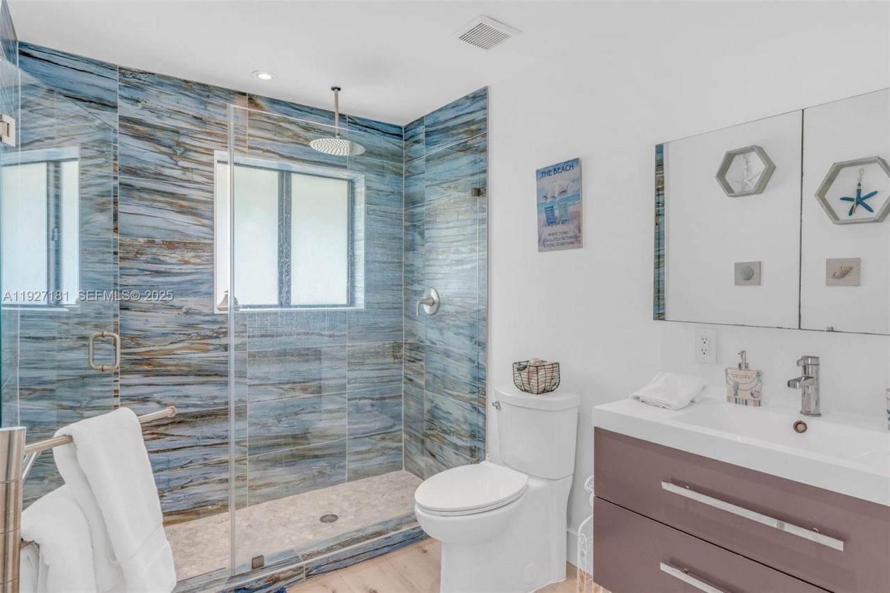 30468 Oleander Blvd, Big Pine Key, FL 33043 Photo