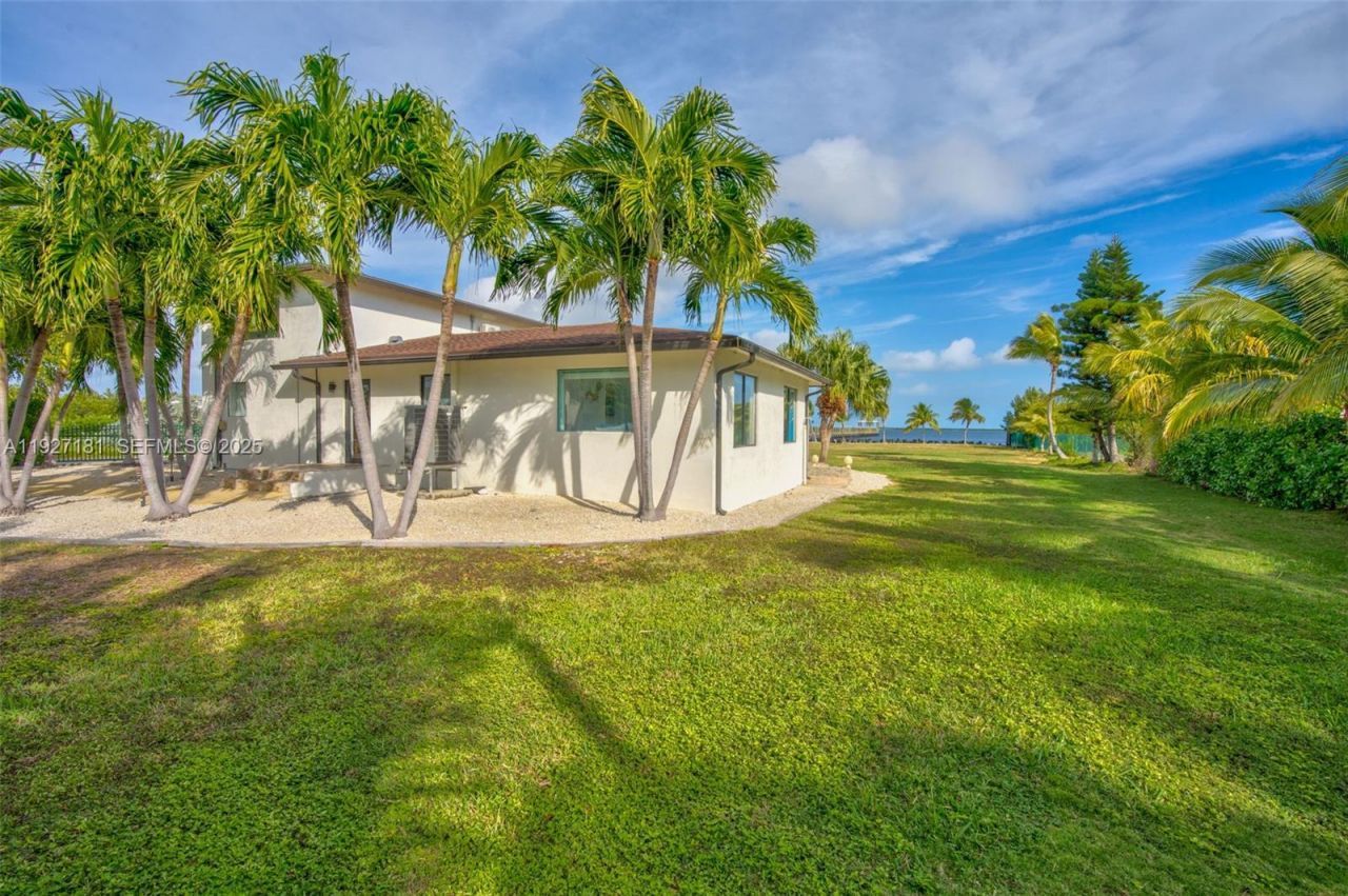 30468 Oleander Blvd, Big Pine Key, FL 33043 Photo