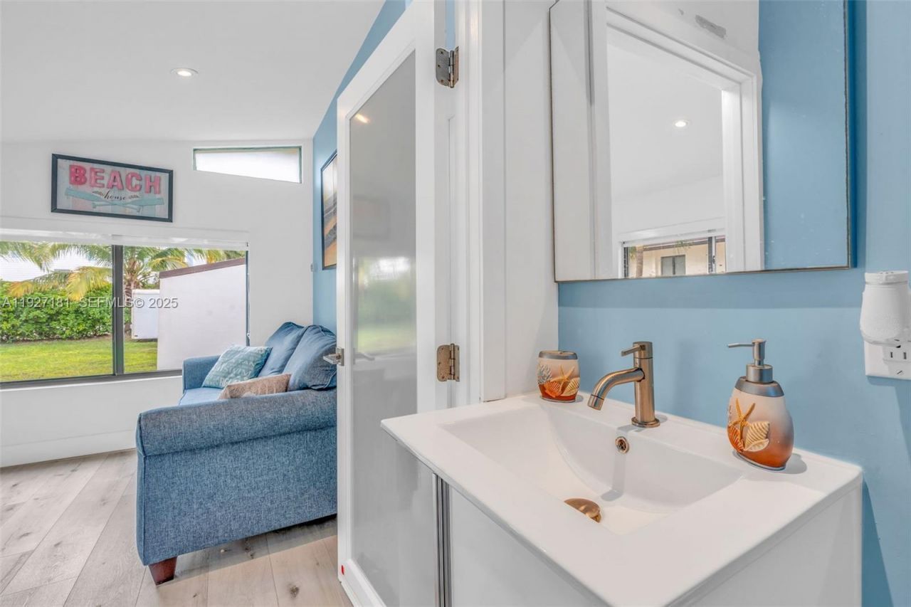 30468 Oleander Blvd, Big Pine Key, FL 33043 Photo