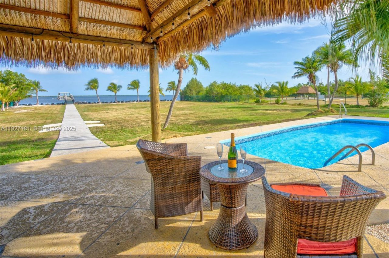 30468 Oleander Blvd, Big Pine Key, FL 33043 Photo