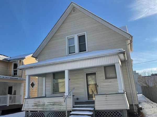 231 E Rensselaer St, Bucyrus, OH 44820