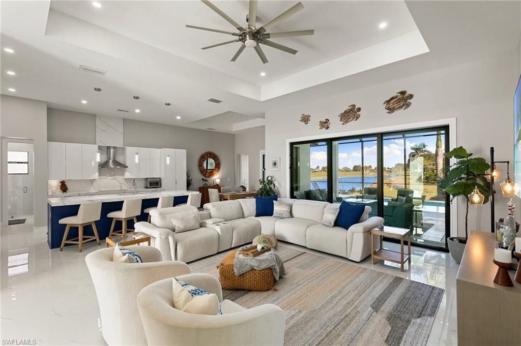 18288 Royal Hammock Blvd, Naples, FL 34114 Photo