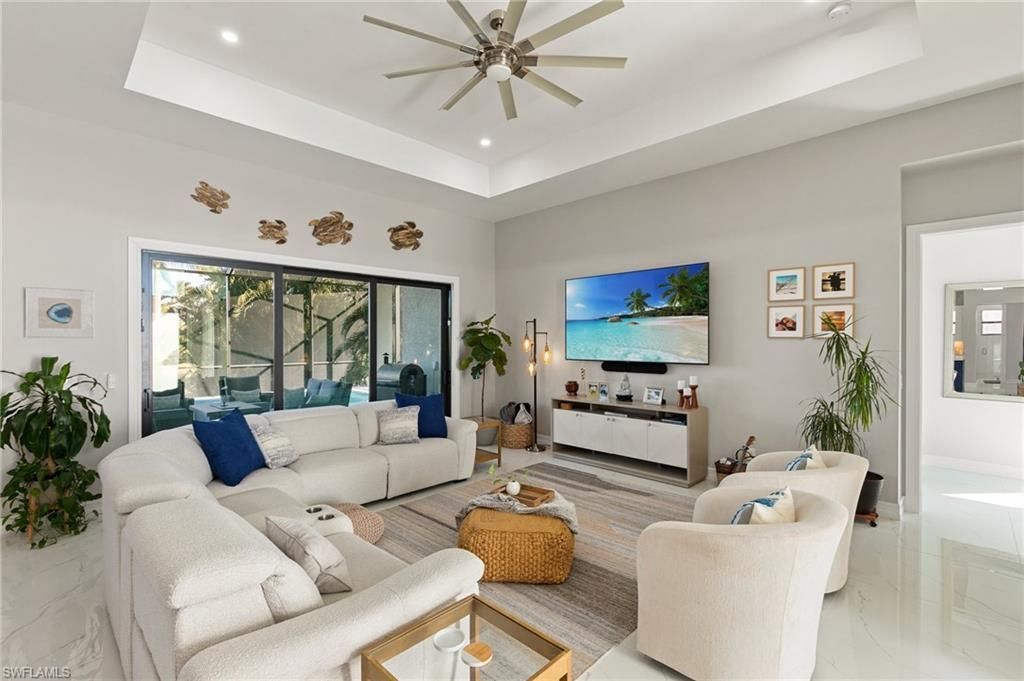 18288 Royal Hammock Blvd, Naples, FL 34114 Photo