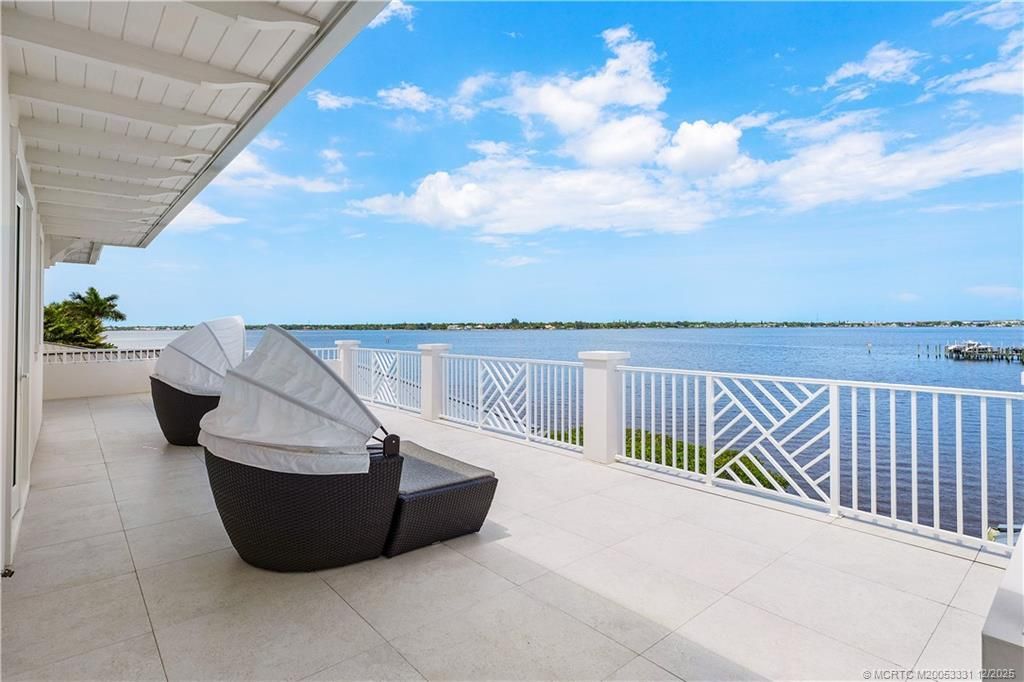 2842 SW Rivers End Way, Palm City, FL 34990 Photo