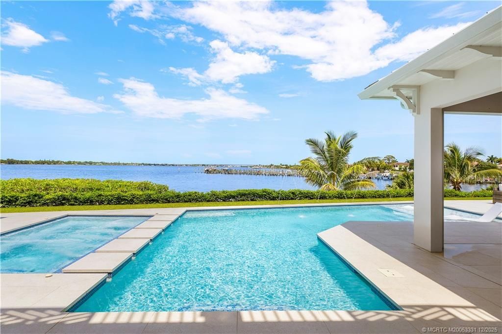 2842 SW Rivers End Way, Palm City, FL 34990 Photo