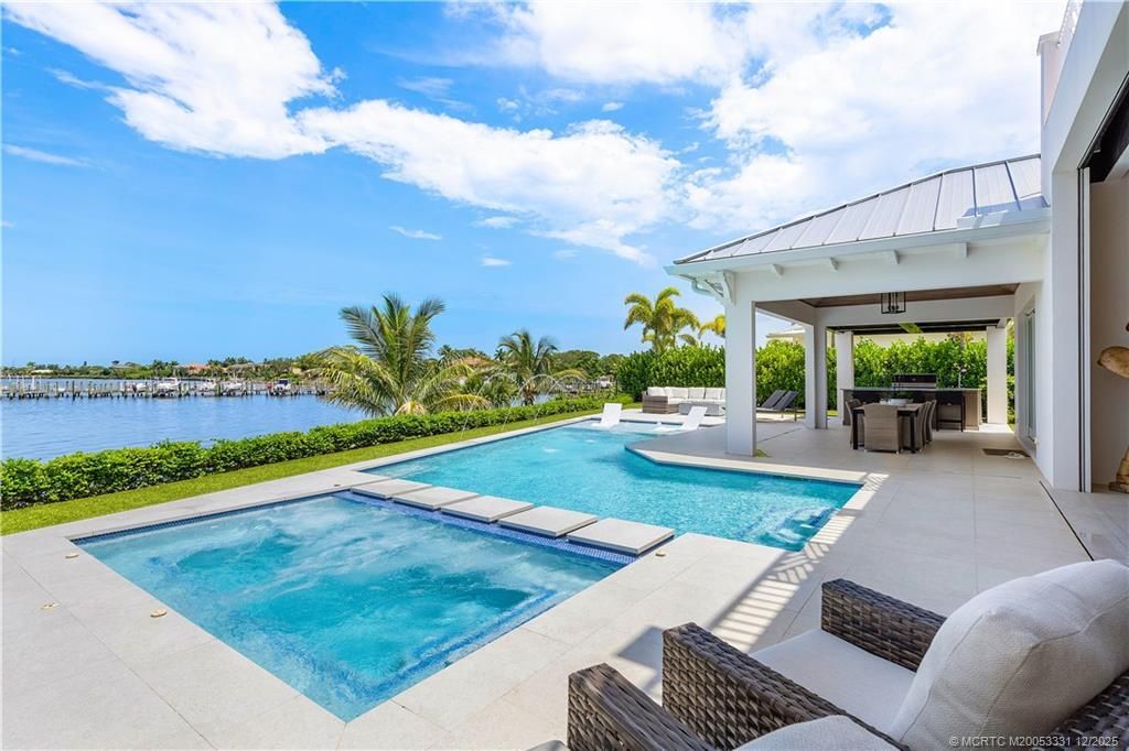 2842 SW Rivers End Way, Palm City, FL 34990 Photo