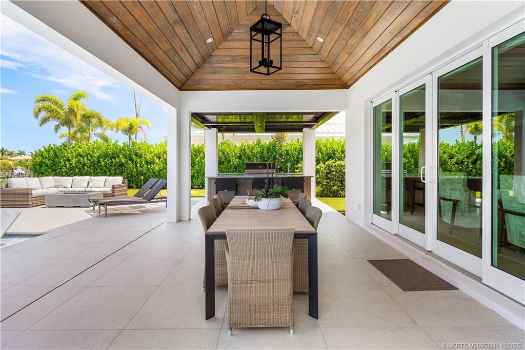 2842 SW Rivers End Way, Palm City, FL 34990 Photo