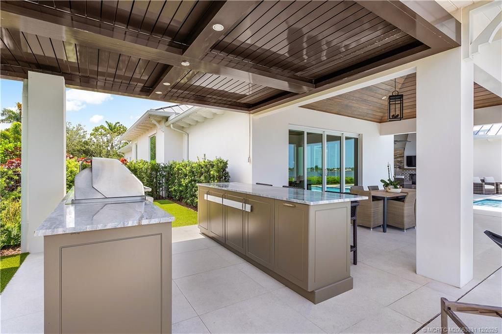 2842 SW Rivers End Way, Palm City, FL 34990 Photo