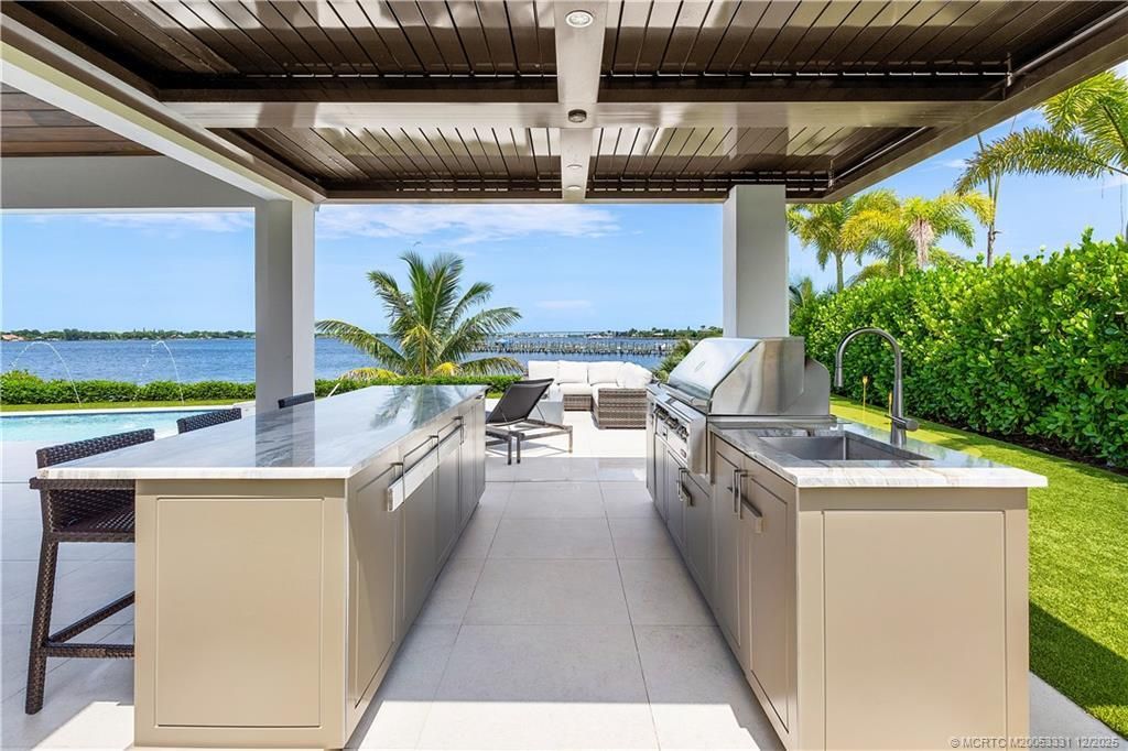 2842 SW Rivers End Way, Palm City, FL 34990 Photo