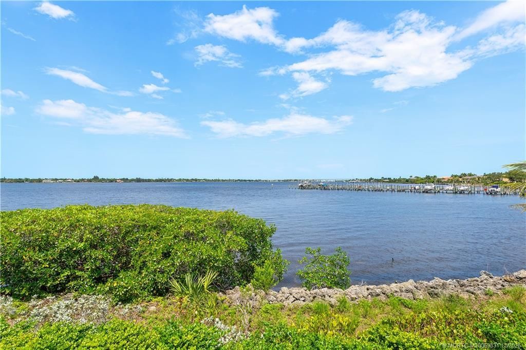 2842 SW Rivers End Way, Palm City, FL 34990 Photo