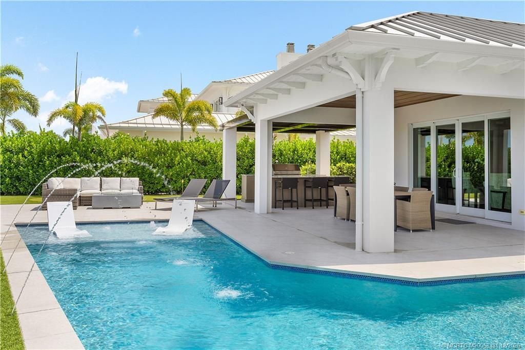 2842 SW Rivers End Way, Palm City, FL 34990 Photo