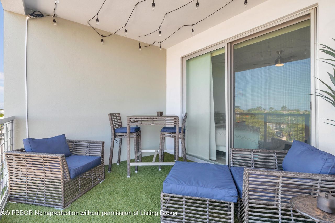 236 SE 5th Avenue, Unit 301, Delray Beach, FL 33483 Photo