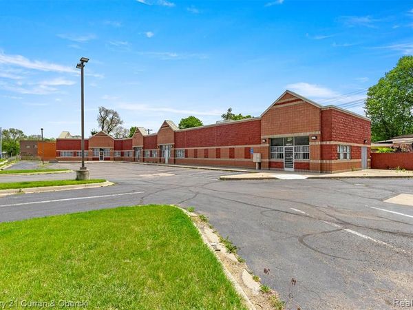 2300 S Schaefer Highway , Detroit, MI 48217