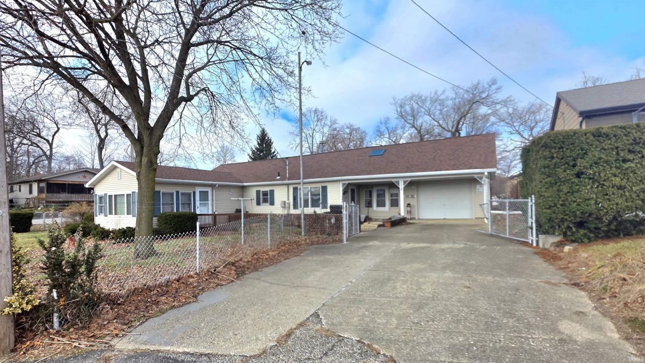 11018 E Pottawatomie Trail, Walkerton, IN 46574 Main Photo