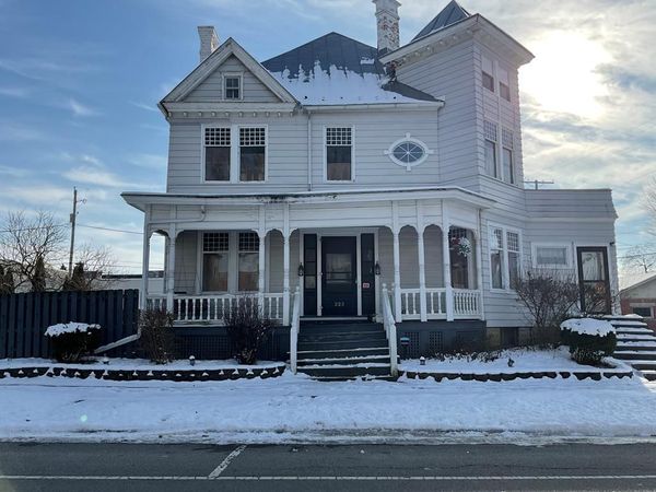 223 E Rensselaer St, Bucyrus, OH 44820