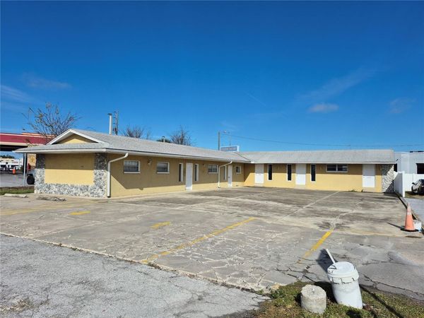 5147 MARINE PARKWAY, NEW PORT RICHEY, FL 34652