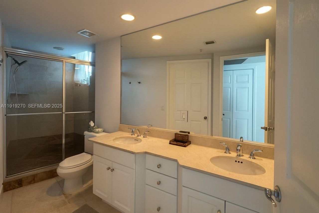 3370 Hidden Bay Dr, Unit 511, Aventura, FL 33180 Photo