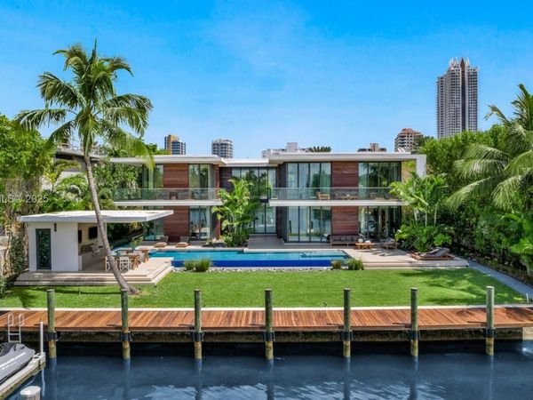 6480 Allison Rd, Miami Beach, FL 33141