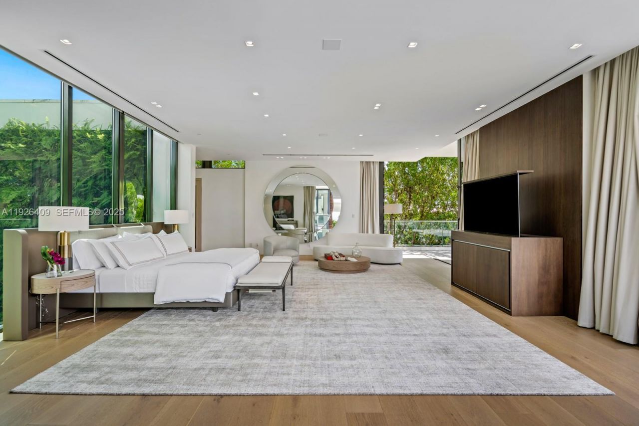 6480 Allison Rd, Miami Beach, FL 33141 Photo