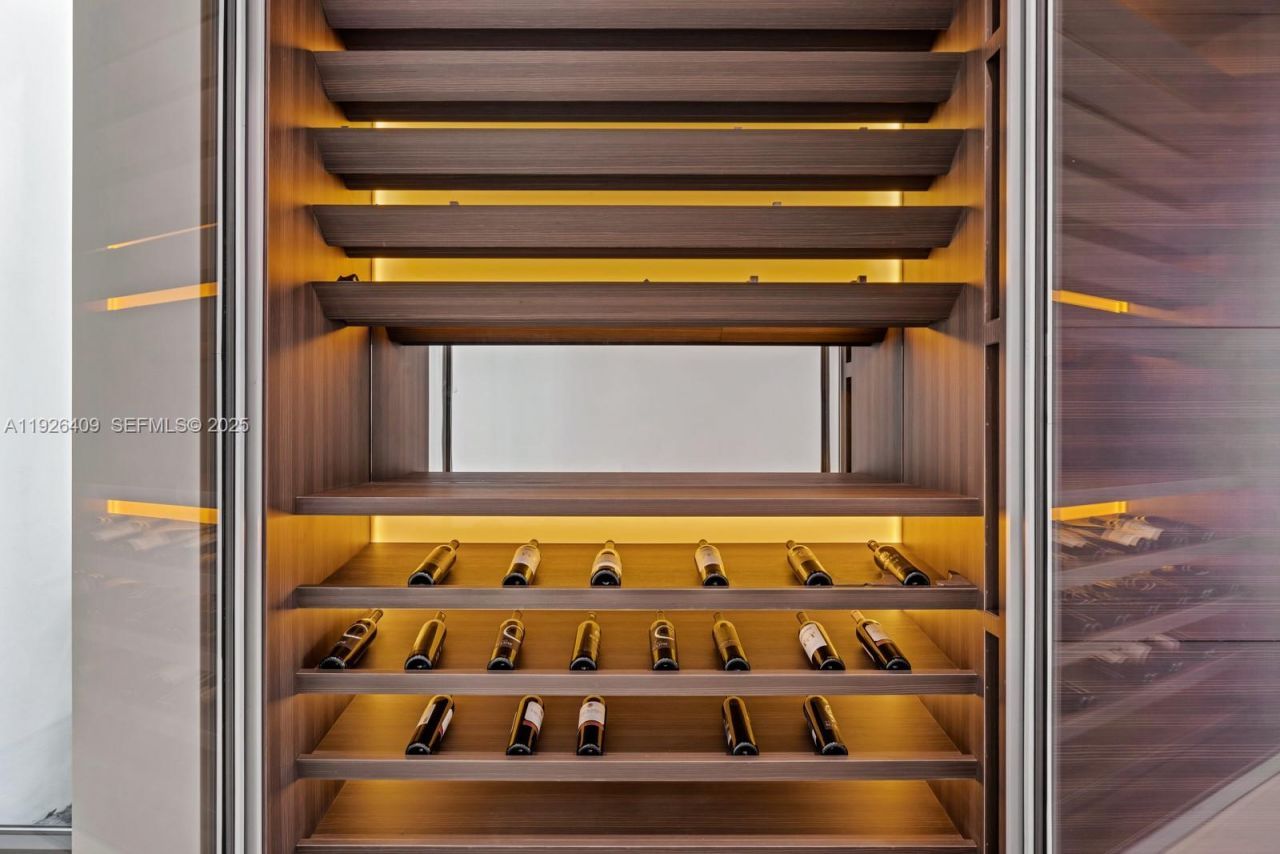 6480 Allison Rd, Miami Beach, FL 33141 Photo