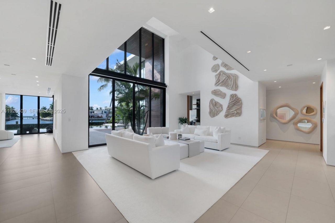 6480 Allison Rd, Miami Beach, FL 33141 Photo